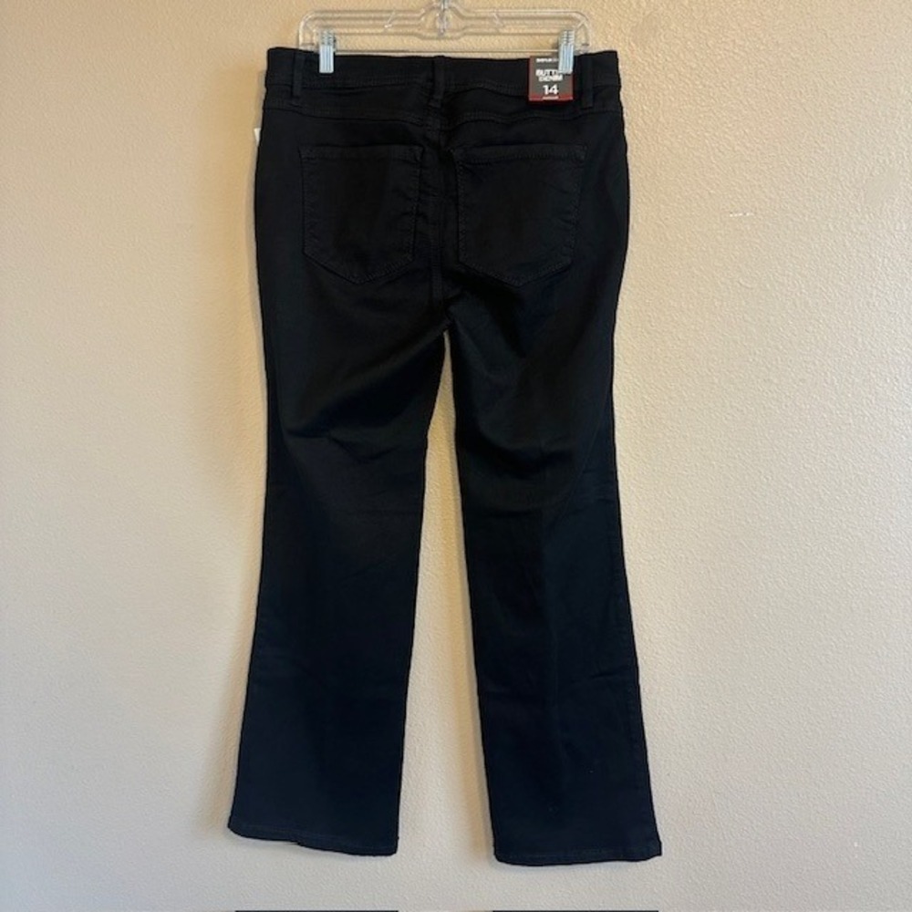 NWT Avenue‎ Denim Women's Butter Denim Black Bootcut Stretch Jeans 14 Inseam 31" - Picture 6 of 11